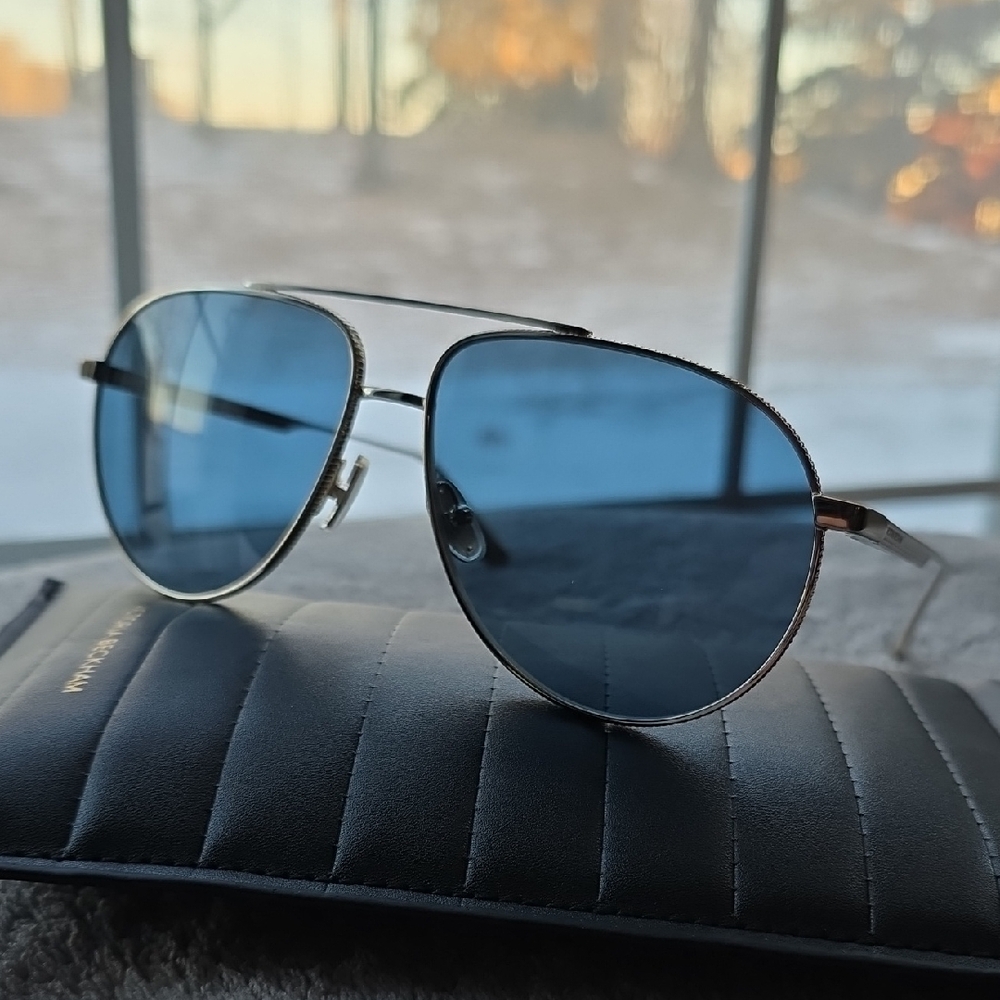 Victoria Beckham Aviator Sunglasses